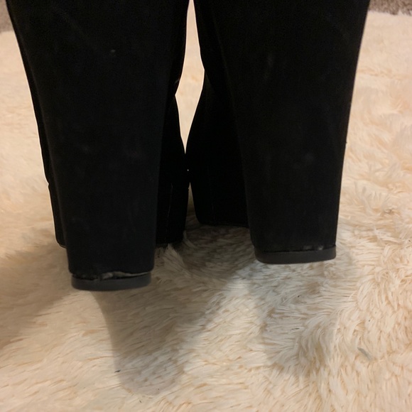 Black Wedges with ankle straps - Picture 8 of 8